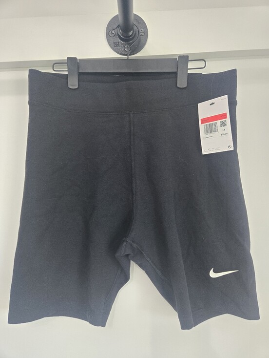 Nike Pants - New. Nike Women’s High Rise 8” Bike Shorts Black Size Large